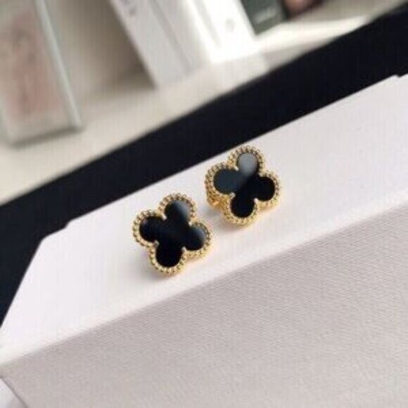 Elegant Black and Gold Clover Earrings - Picture 1 of 6